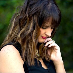 Meet your Posher, Lea